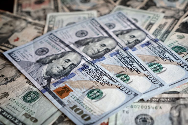 Arlington TX Minimum Wage vs. Living Wage: What You Need in 2026