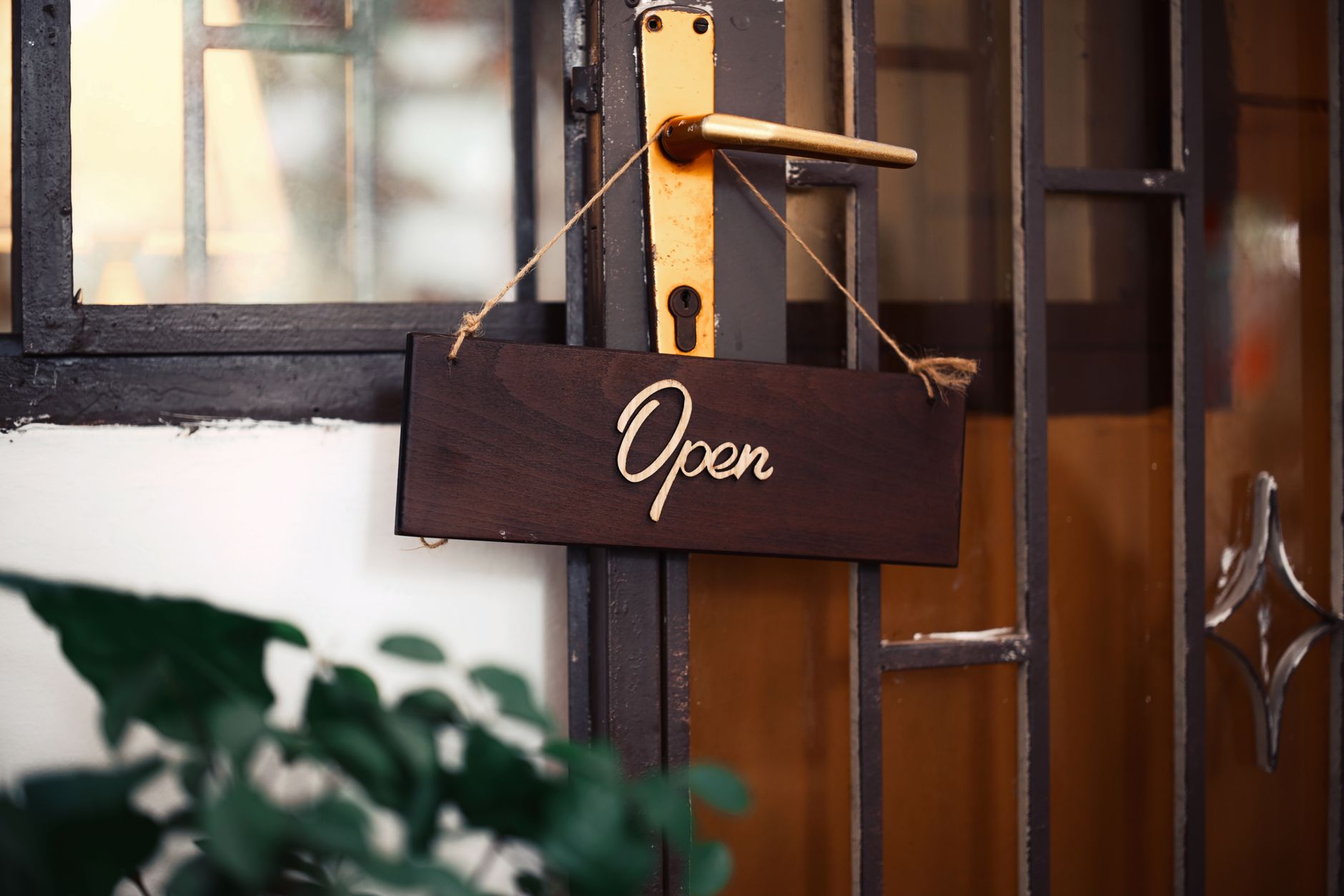 Arlington Businesses Welcome the World: A Local Guide