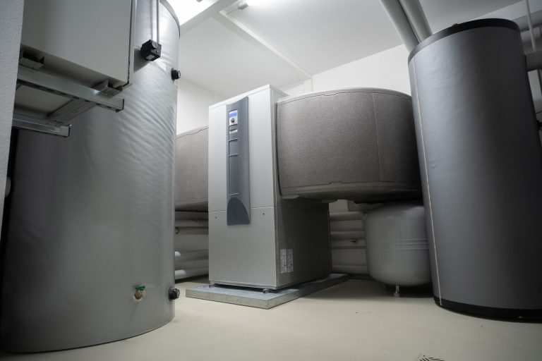 Heat Pump vs Central Air in North Texas Climate: Which Is Better for Arlington TX Homes?