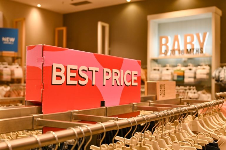 Student Discounts 2026: The Best Restaurants & Food Deals in Arlington TX