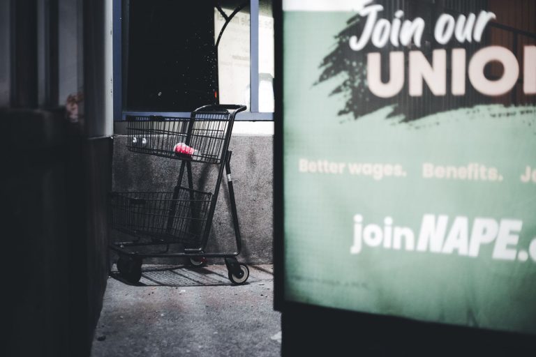 Arlington TX Minimum Wage and Living Wage Comparison 2026